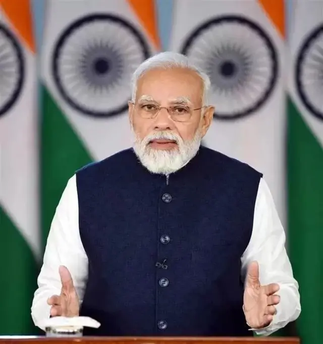 नरेंद्र मोदी