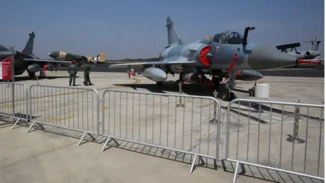 فرانس جنگی طیارے رفال