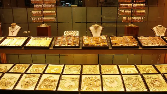 Vergi: 5 soruda ithal ürünlere getirilen ek gümrük vergileri