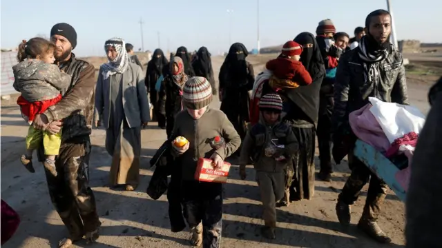 Musul'dan kaçan bazı Iraklılar