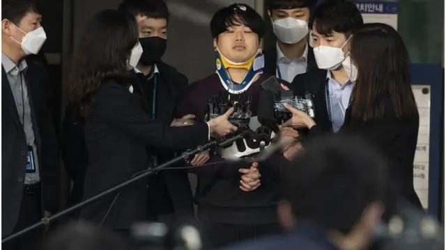 박사방을 운영한 조주빈은 성범죄 피의자로는 처음으로 신상이 공개됐다