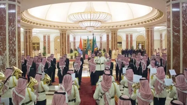 Lokacin taron sanya hannu kan yarjejeniyar zaman lafiya tsakanin Eritrea da Ethiopia a gidan sarkin Saudiyya.