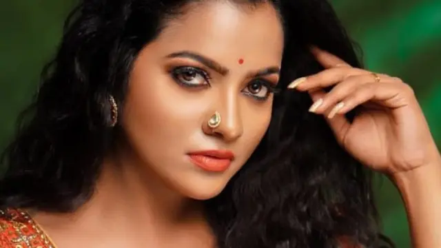 சித்ரா தற்கொலை: உளவியல் பட்டம் முதல் பாண்டியன் ஸ்டோர்ஸ் 'முல்லை' வரை