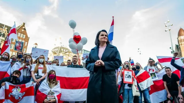 Светлана Тихановская со сторонниками