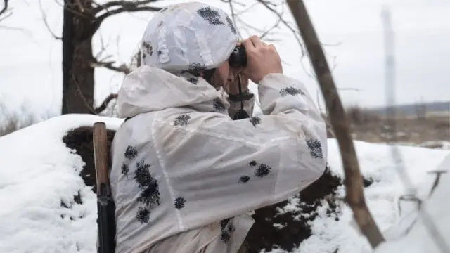 Украинский солдат на востоке Украины