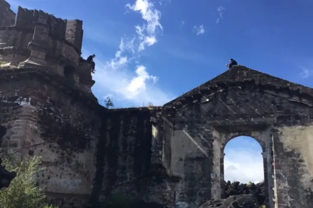 Iglesia de San Juan Parangaricutiro