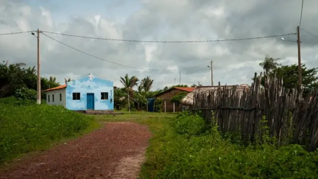 Casas e igreja na Vilaplanilha de apostas bet365Alcântara (MA)