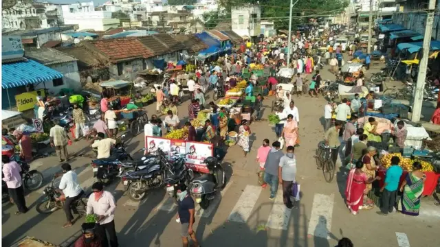 విజయనగరం మార్కెట్లో