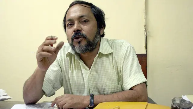 कोलकाता के जादवपुर विश्वविद्यालय में समुद्र विज्ञान संस्थान के निदेशक डॉ. सुगत हाजरा