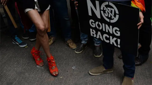 లెస్బియన్ల నిరసన