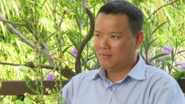 hùng