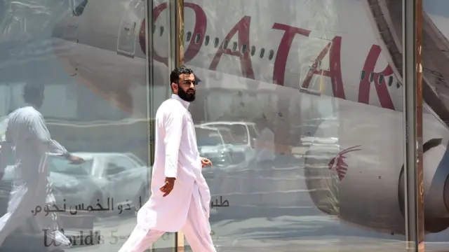 सऊदी अरब में क़तर एयरवेज़ की दफ्तर