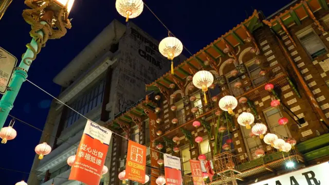 美国旧金山中国城张灯结彩