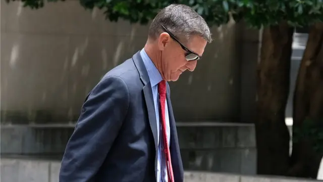 مایکل فلین، پذیرفته که به ماموران پلیس فدرال آمریکا دروغ گفته است