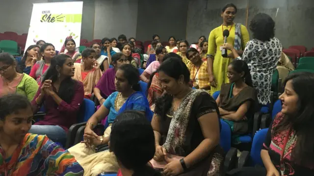 महिलाएं