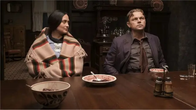 Ubistva pod cvetnim mesecom