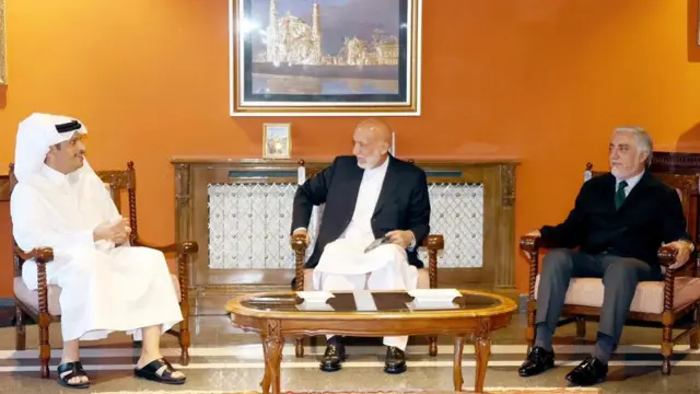 د قطر د بهرنيو چارو وزير له حامد کرزي او عبدالله عبدالله سره