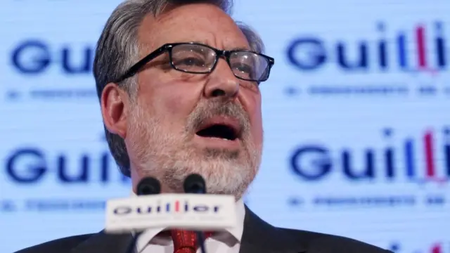 ギジェル氏は大統領選での「厳しい敗北」を認め、対立候補への祝辞を述べた