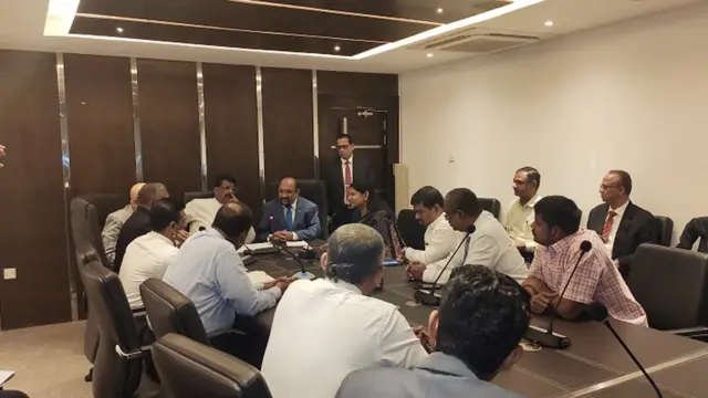 இலங்கையில் கனிமொழி: "தமிழக மீனவர்கள் மீது தாக்குதல் இல்லை, அசம்பாவிதங்கள் தொடர்கின்றன"