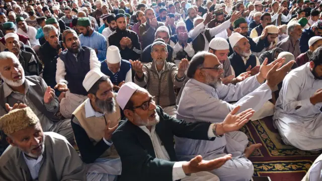 কাশ্মীর উপত্যকায় এখন সুন্নি মুসলিমরাই বিপুলভাবে সংখ্যাগরিষ্ঠ