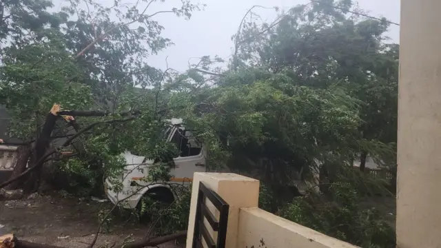 बिपरजॉयमुळे