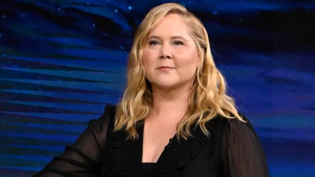 Amy Schumer appears slimmer as she's spotted filming 'Kinda Pregnant'.