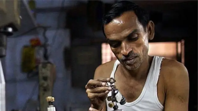 રત્નકલાકાર
