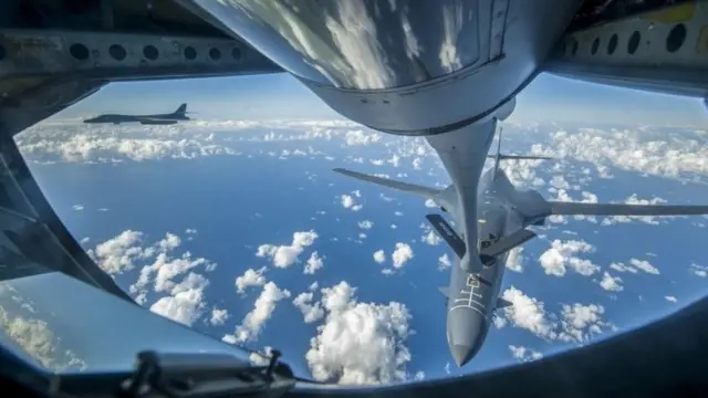 Bombardero B1-B de Estados Unidos