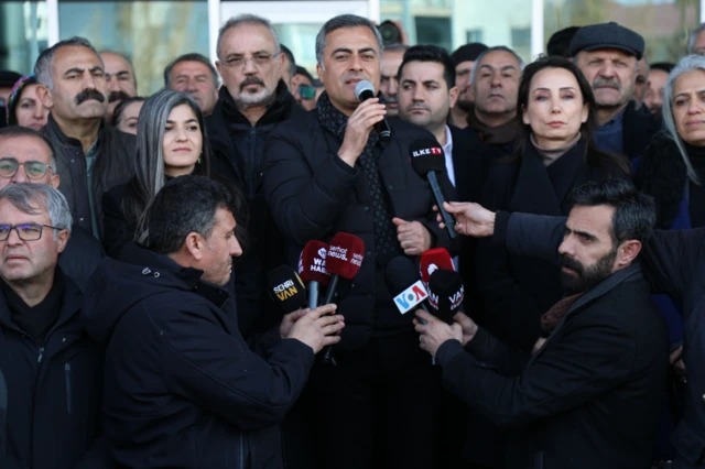 Abdullah Zeydan konuşma yapıyor