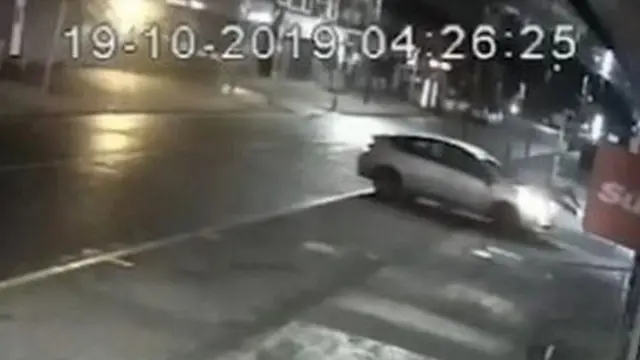 Hadisənin görüntüləri CCTV-ə çəkilib