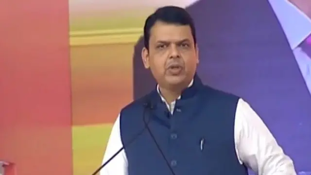 भूमीपूजन कार्यक्रमात देवेंद्र फडणवीस