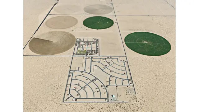 Круговая Ирригация, Южный пригород Юмы , Аризона, США, 2011