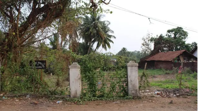 मुरुडमधलं स्मशान, बेने इस्रायली, मुरुड-जंजिरा, खानबहादूर शलोम बापूजी वारघरकर