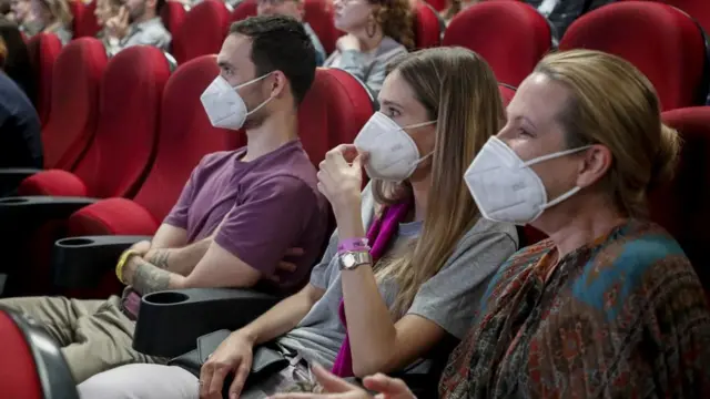 Традиционные кинотеатры в России были закрыты несколько месяцев