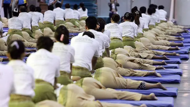 นวดแผนไทย