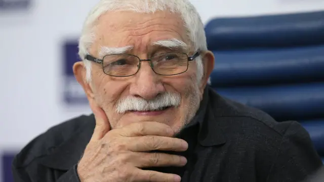 Армен Джигарханян