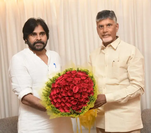 పవన్‌తో చంద్రబాబాు