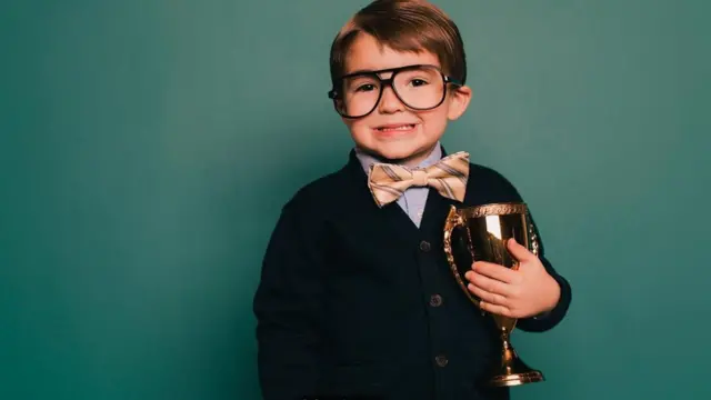 ኽምስ ዝበለ ህጻን