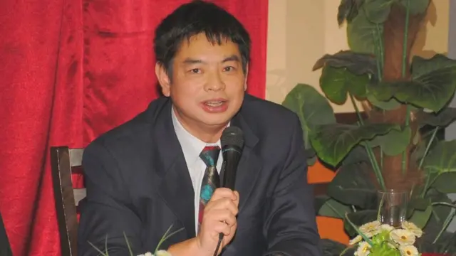 Nhà báo Nguyễn Hoàng Linh
