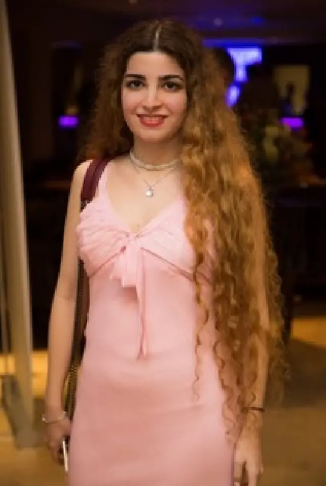 درسا درخشانی