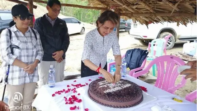 ဒေါ်အောင်ဆန်းစုကြည်
