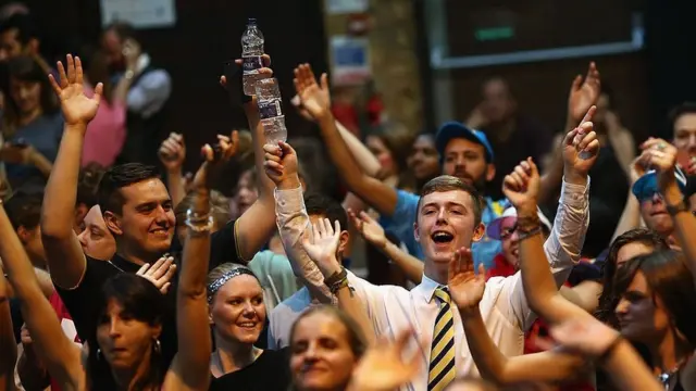 Fiesta matutina en Londres, en 2013