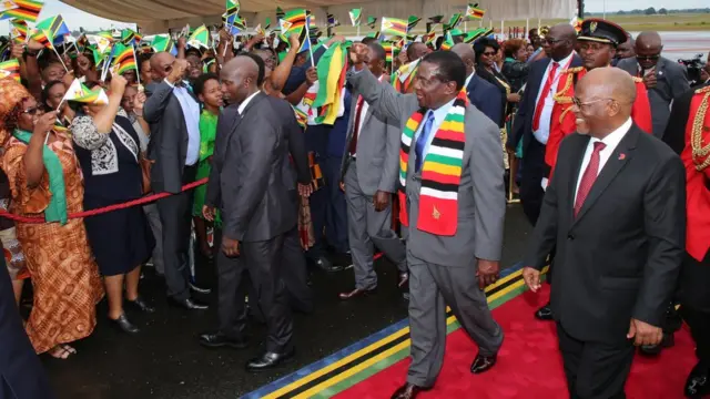 Rais Magufuli na Rais Mnangagwa wamekubaliana kuimarisha biashara na uwekezaji baina ya mataifa hayo mawili
