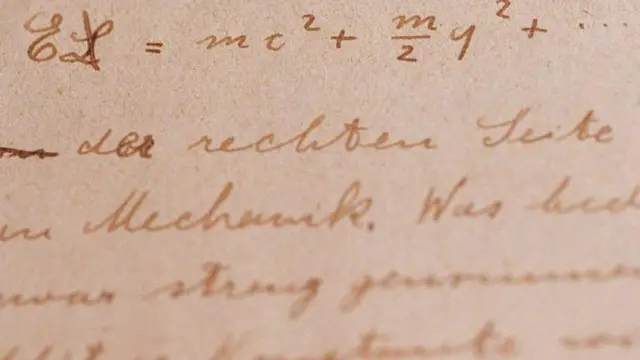 Albert Einstein, ahli fisika