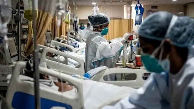 વિશ્વ આરોગ્ય સંસ્થાના માપદંડ અનુસાર 1000ની વસતી દીઠ 1 ડૉક્ટર હોવા જોઈએ