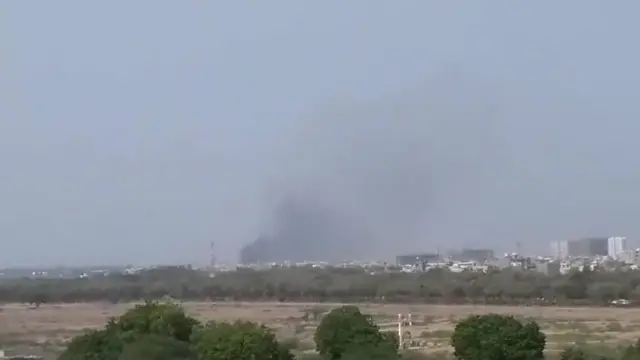 الطائرة التابعة للخطوط الجوية الباكستانية تحطمت قرب مطار جناح