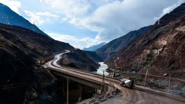 2014-жылы Дүйнөлүк Банк экономикалык, экологиялык жана техникалык иликтөө жүргүзгөн