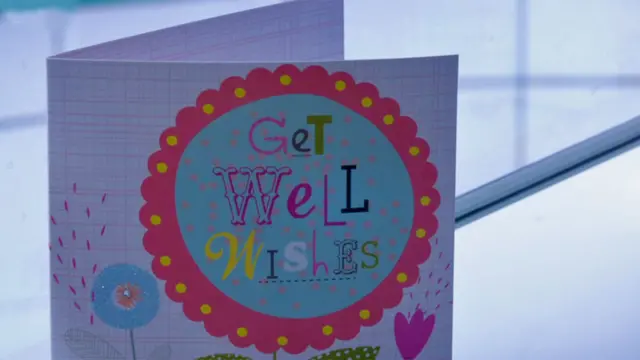 Tarjeta que le enviaron a Connie