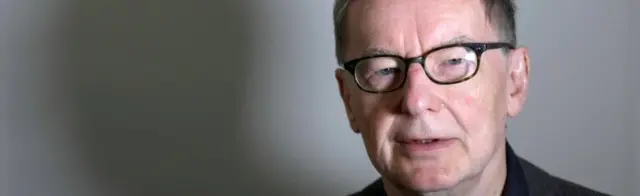 앤더스 올슨 한림원 사무총장 대행은 장기적이고 총체적인 개혁이 필요하다고 말했다