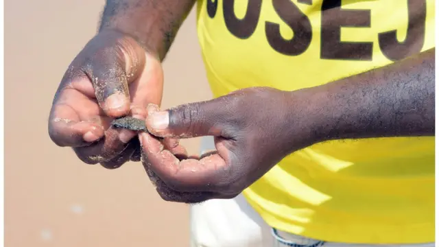 Pelotas de petróleo em Salvador